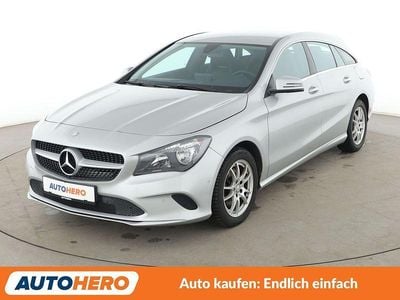 Gebraucht Mercedes CLA200 Shooting Brake 136 PS (100 kW) 2016 Grau Kombi