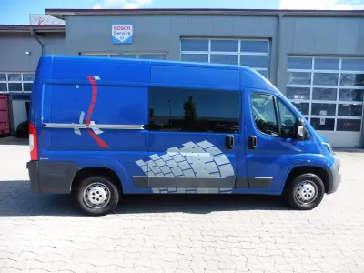 Gebraucht Peugeot Boxer Comfort plus 131 PS (96 kW) 2016 Blau Van