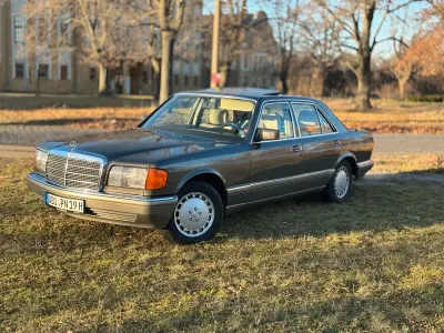 Gebraucht Mercedes S260 160 PS (117 kW) 1987 Beige Limousine
