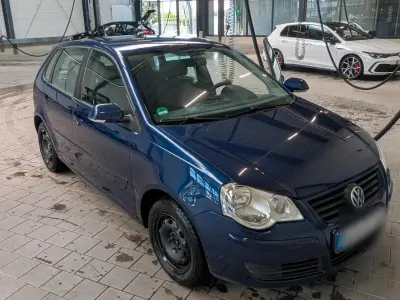 Gebraucht VW Polo 75 PS (55 kW) 2005 Blau Kleinwagen