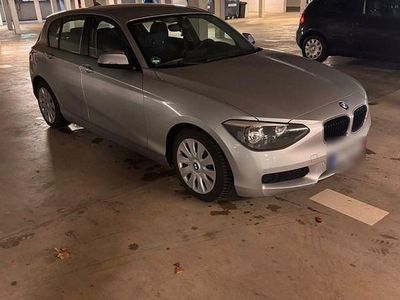 Gebraucht BMW 116 Sport Line 116 PS (85 kW) 2012 Silber Kleinwagen