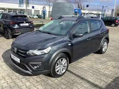 Gebraucht Dacia Sandero Stepway 110 PS (80 kW) 2023 Grau Limousine