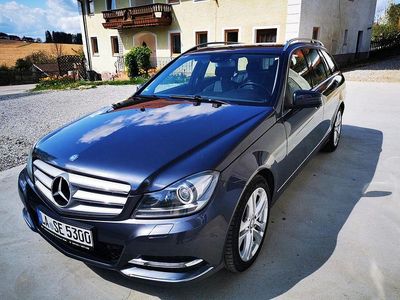 Gebraucht Mercedes C220 Avantgarde 170 PS (125 kW) 2012 Grau Limousine