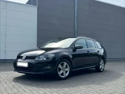 Gebraucht VW Golf VII 105 PS (77 kW) 2013 Schwarz Kombi