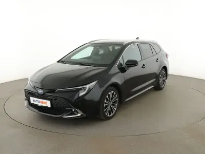 Używany Toyota Corolla Team 2024 Czarny Kombi