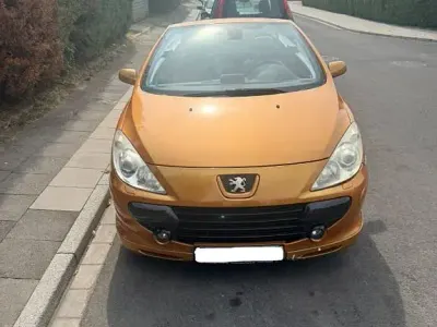 Gebraucht Peugeot 307 CC 140 PS (102 kW) 2004 Orange Cabrio