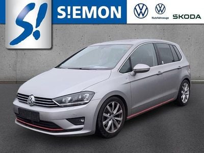 Silber Gebraucht 2015 VW Golf Sportsvan Highline Van / Kleinbus | 10.930 € (Fairer Preis)