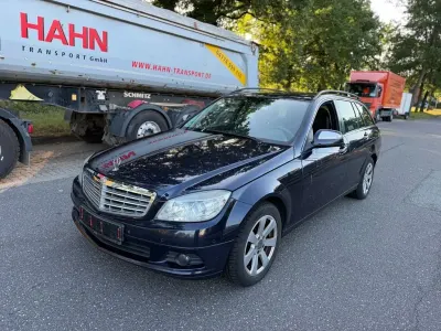 Gebraucht Mercedes C220 170 PS (125 kW) 2008 Blau Kombi