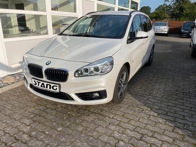 Gebraucht BMW 218 Sport Line 150 PS (110 kW) 2016 Weiß Van / Kleinbus