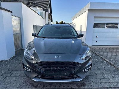 Gebraucht Ford Focus Active 151 PS (111 kW) 2019 Magneticgrau (metallic) Kombi