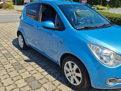 Gebraucht Opel Agila Edition 86 PS (63 kW) 2009 Blau Kleinwagen