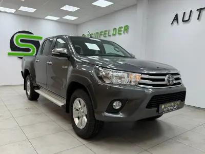 Gebraucht Toyota HiLux Comfort 150 PS (110 kW) 2017 Grau Pickup