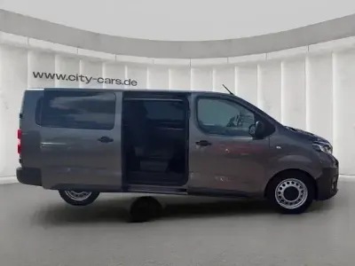 Gebraucht Toyota Proace Comfort 120 PS (88 kW) 2022 Grau Van / Kleinbus