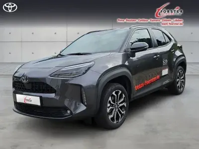 Gebraucht Toyota Yaris Cross 131 PS (96 kW) 2026 Grau SUV