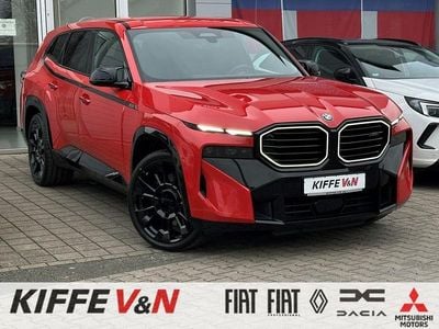 Gebraucht BMW XM Performance 476 PS (350 kW) 2025 Toronto rot metallic SUV