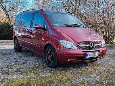 Gebraucht Mercedes Viano 150 PS (110 kW) 2005 Rot Van / Kleinbus