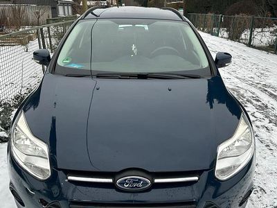 Gebraucht Ford Focus 125 PS (91 kW) 2012 Blau Kombi