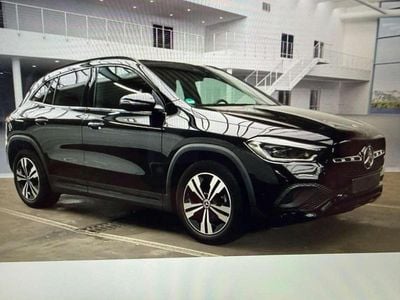 Mercedes GLA220