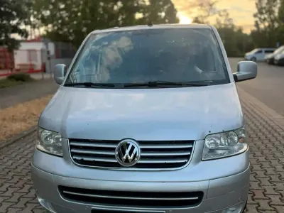 Gebraucht VW Multivan Comfortline 131 PS (96 kW) 2008 Silber Van / Kleinbus