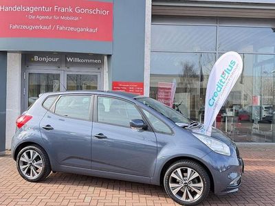 Usata Kia Venga Spirit 125 CV (91 kW) 2015 Blu Utilitaria