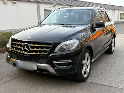 Gebraucht Mercedes ML250 204 PS (150 kW) 2013 Schwarz SUV