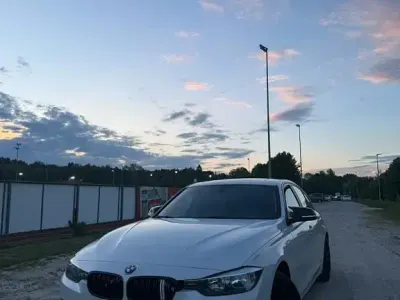 Gebraucht BMW 320 Efficient Dynamics 163 PS (119 kW) 2015 Weiß Limousine
