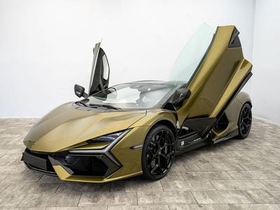 Nouă Lamborghini Revuelto 1016 CP (747 kW) 2026 Verde Coupe