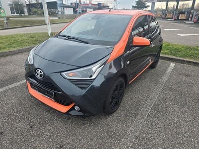 Gebraucht Toyota Aygo 72 PS (52 kW) 2021 Grau Kleinwagen