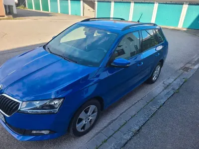 Gebraucht Skoda Fabia Ambition 95 PS (69 kW) 2019 Blau Kleinwagen