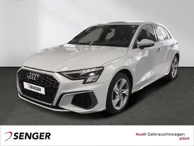 Gebraucht Audi A3 Sportback e-tron S-Line 204 PS (150 kW) 2023 Gletscherweiß metallic Kleinwagen