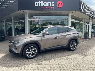 Gebraucht Hyundai Tucson Trend 150 PS (110 kW) 2023 Silky bronze SUV