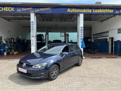 Gebraucht VW Golf VII Allstar 110 PS (80 kW) 2016 Blau Limousine