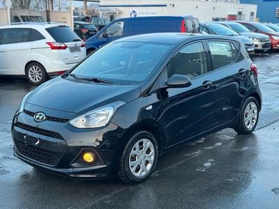 Gebraucht Hyundai i10 67 PS (49 kW) 2014 Schwarz Kleinwagen