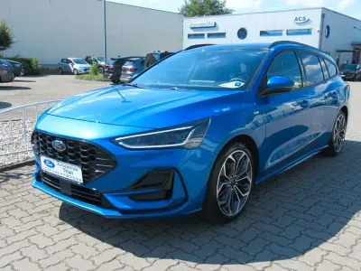 Gebraucht Ford Focus ST-Line X 155 PS (114 kW) 2025 Blau Limousine