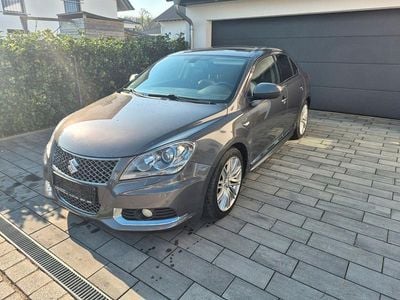 Second-hand Suzuki Kizashi Sport 178 CP (130 kW) 2014 Gri Berlinǎ