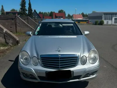 Gebraucht Mercedes E320 224 PS (164 kW) 2007 Silber Kombi