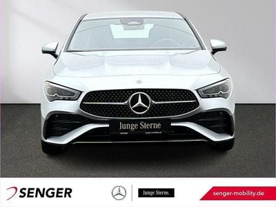 Silber Gebraucht 2025 Mercedes CLA200 AMG Limousine | 35.900 € (Fairer Preis)