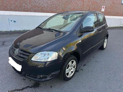 Usata VW Fox 75 CV (55 kW) 2008 Nero Utilitaria