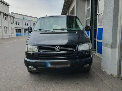 Gebraucht VW Multivan 150 PS (110 kW) 1998 Schwarz Van / Kleinbus