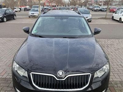 Second-hand Skoda Octavia Ambition 150 CP (110 kW) 2013 Negru Break