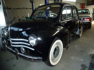 Schwarz Gebraucht 1959 Renault 4CV Kleinwagen | 10.900 €