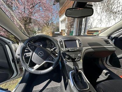 Gebraucht Opel Insignia Business 136 PS (100 kW) 2015 Weiß Limousine