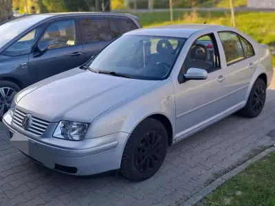 Gebraucht VW Bora 75 PS (55 kW) 2000 Silber Limousine