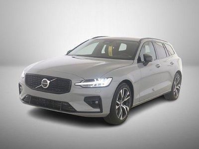 Gebraucht Volvo V60 Business Edition 197 PS (144 kW) 2025 Vapour grey Kombi