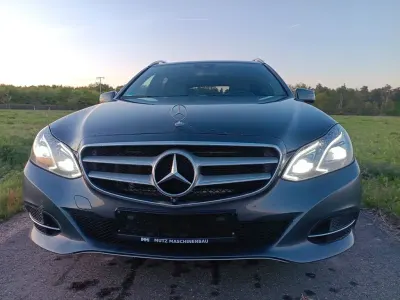 Używany Mercedes E220