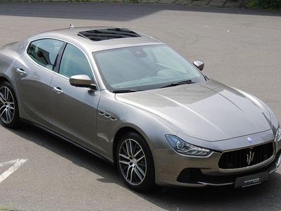 Grau Gebraucht 2020 Maserati Ghibli Limousine | 34.990 €