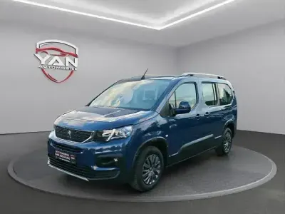 Gebraucht Peugeot Rifter Allure 131 PS (96 kW) 2021 Blau Van / Kleinbus