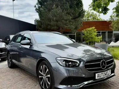 Gebraucht Mercedes E300 194 PS (142 kW) 2022 Grau Limousine