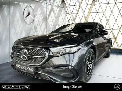 Usado Mercedes E220 AMG 197 CV (144 kW) 2025 Gris Berlina