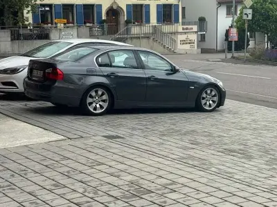 Gebraucht BMW 325 218 PS (160 kW) 2006 Limousine